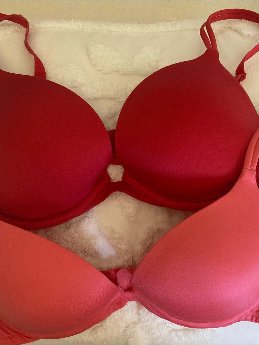 Victoria's Secret Red and Coral Molded T-Shirt Bra Duo